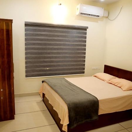 Clover Home Tiruvalla Ngoại thất bức ảnh
